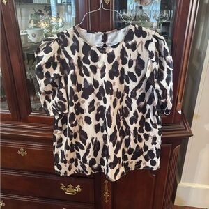 Leopard Print Puff Sleeve Top